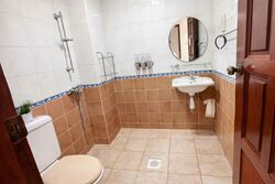 Cambridge Road (D8), Terrace #534543361
